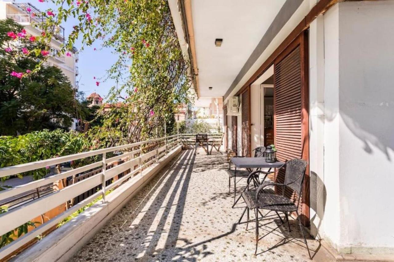Spacious Renovated Flat In The Athens Riviera Exterior photo