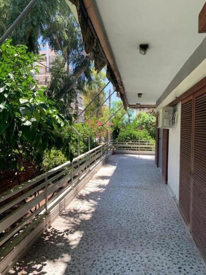 Spacious Renovated Flat In The Athens Riviera Exterior photo